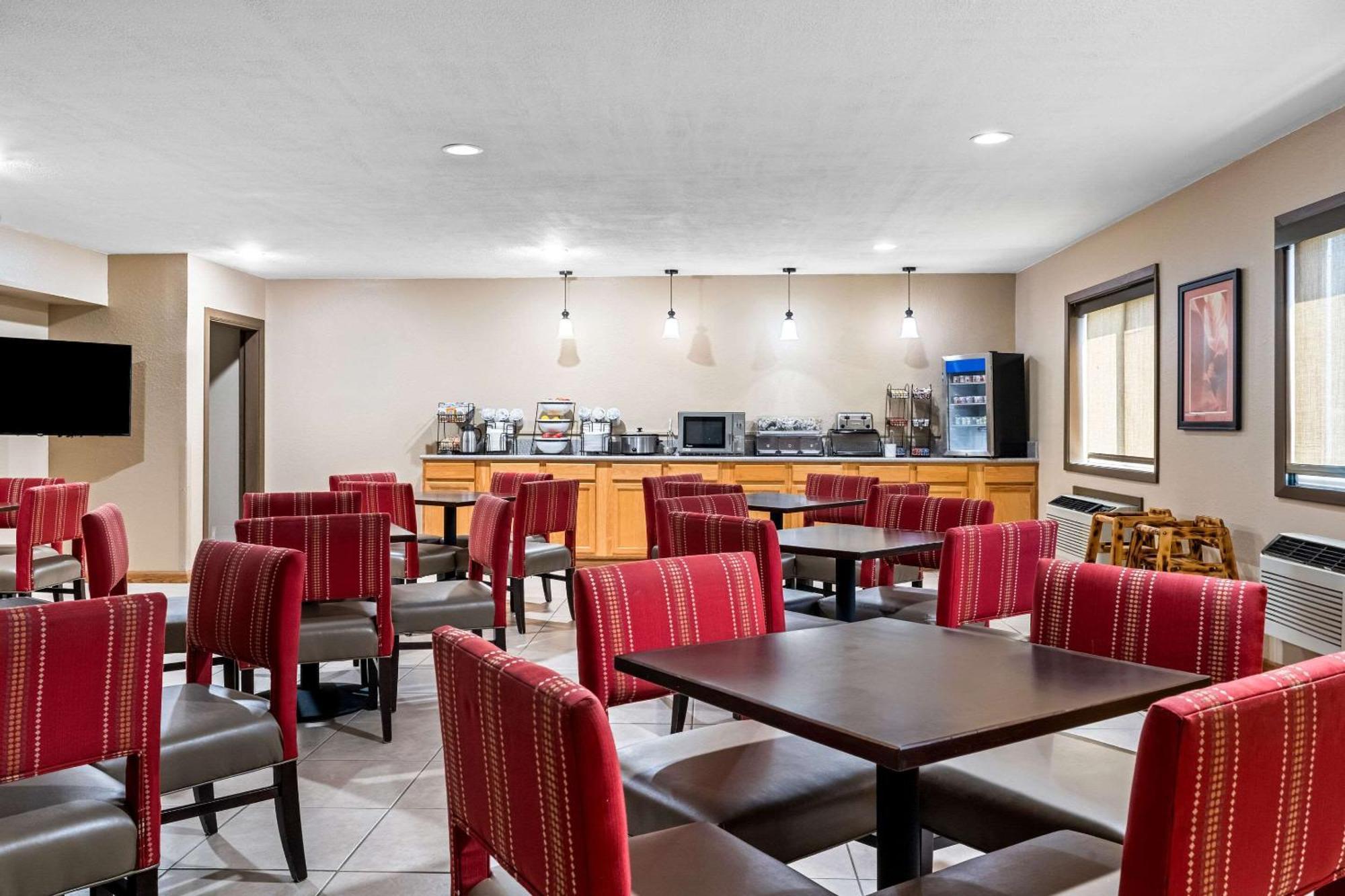 Comfort Inn Worland Hwy 16 To Yellowstone Buitenkant foto