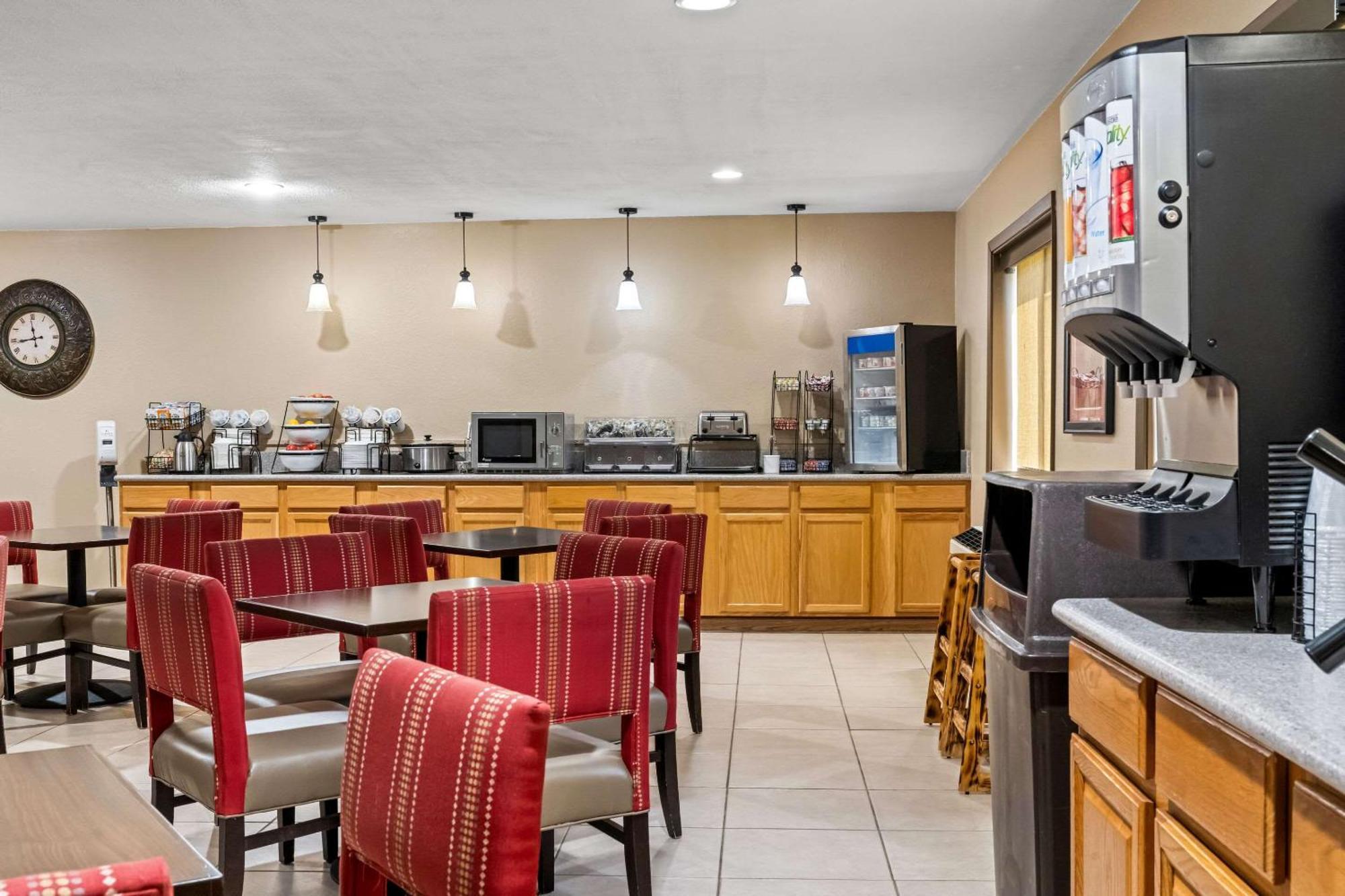 Comfort Inn Worland Hwy 16 To Yellowstone Buitenkant foto