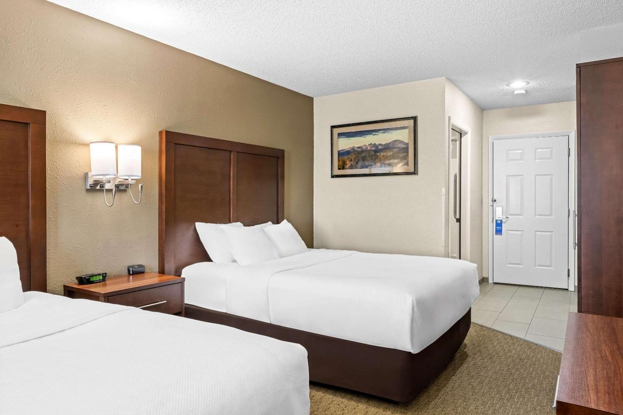 Comfort Inn Worland Hwy 16 To Yellowstone Buitenkant foto